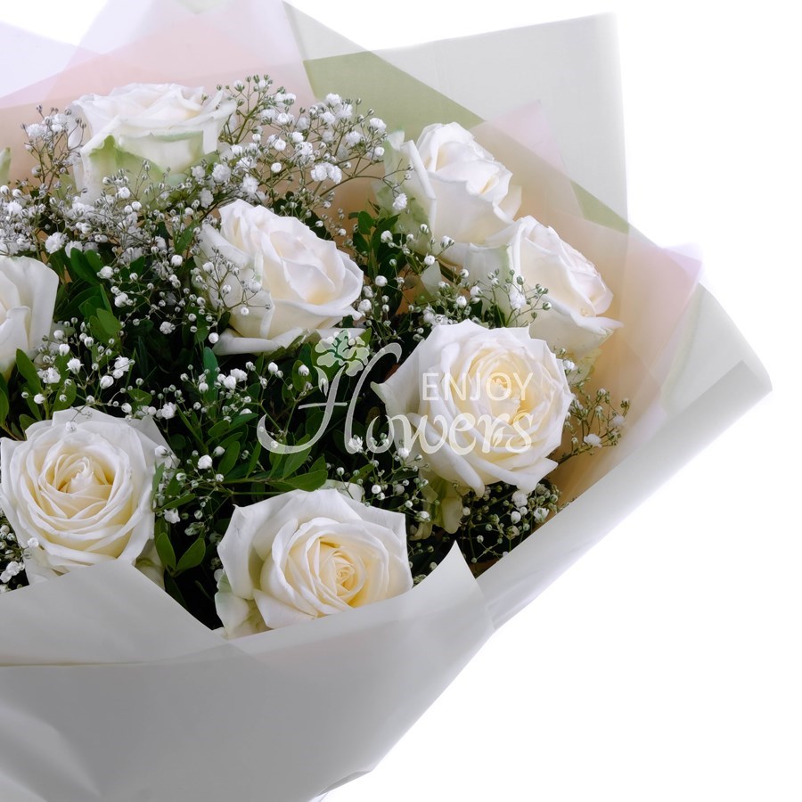 Букет из 11 белых роз "Ваша светлость"