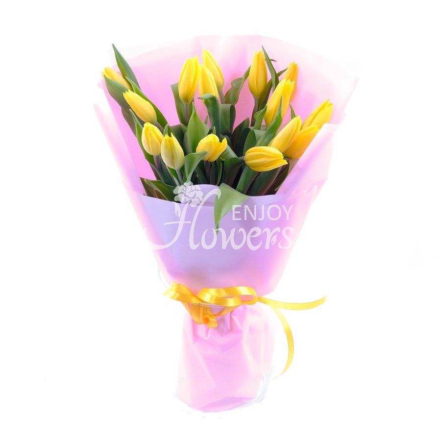 Букет из 15 желтых тюльпанов "Желтые тюльпаны в пленке""