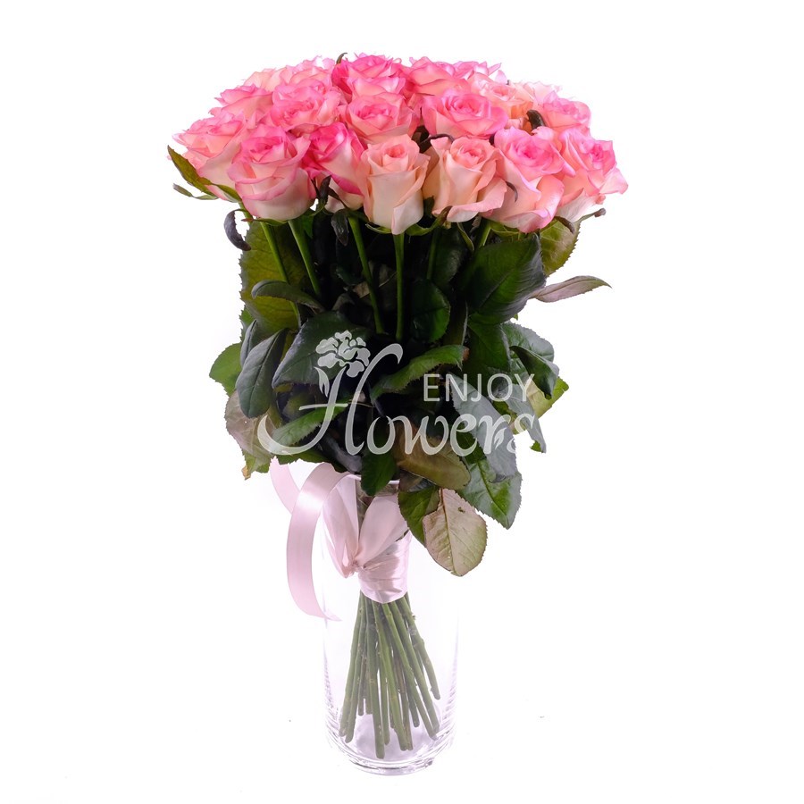 Букет из 25 нежно-розовых роз "Джумилия"
