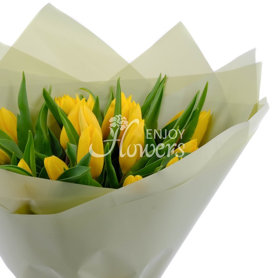 Букет из 25 тюльпанов "Желтые тюльпаны в упаковке"