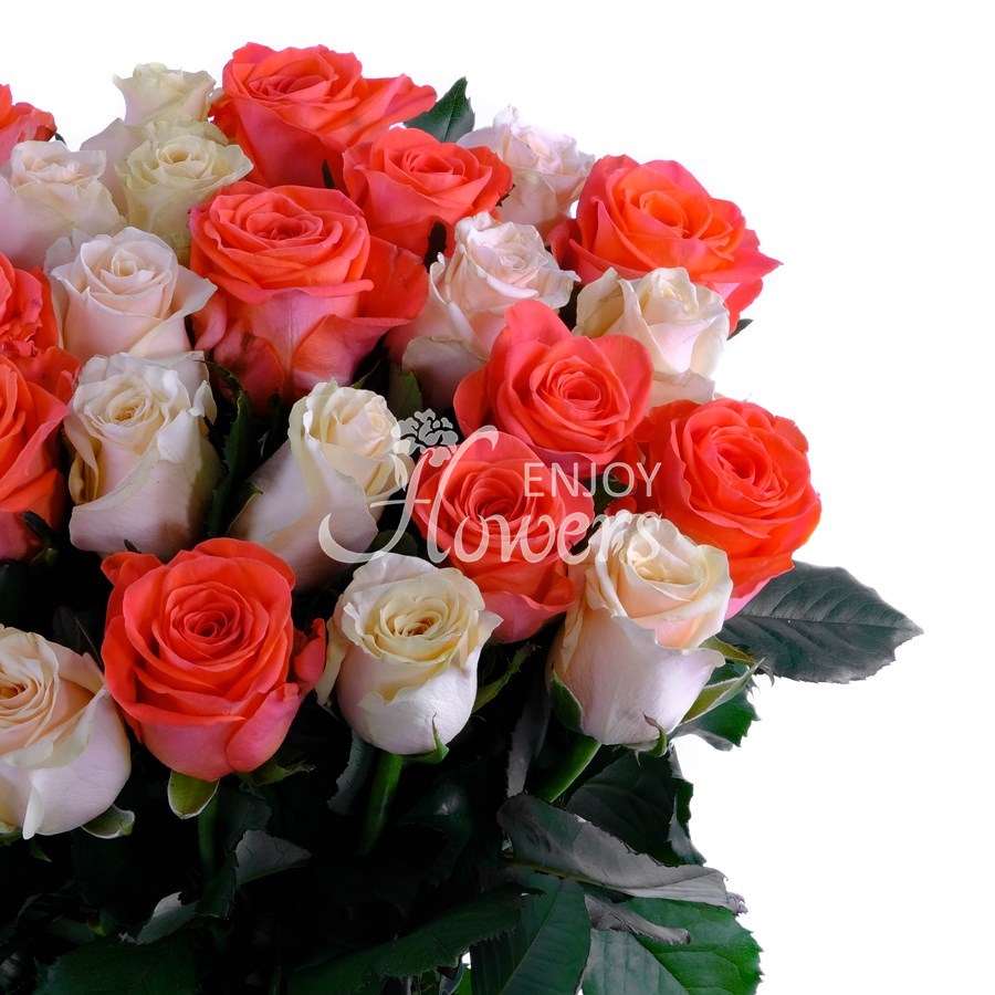 Букет из 31 розы "Лавина страсти"