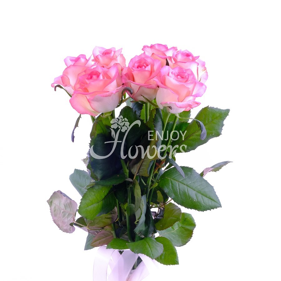 Букет из 7 нежно-розовых роз "Джумилия"
