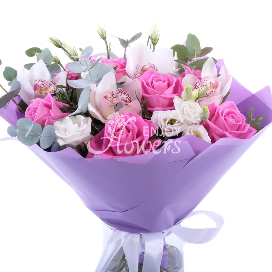 Букет из розовых роз и орхидей "Чувство прекрасного"