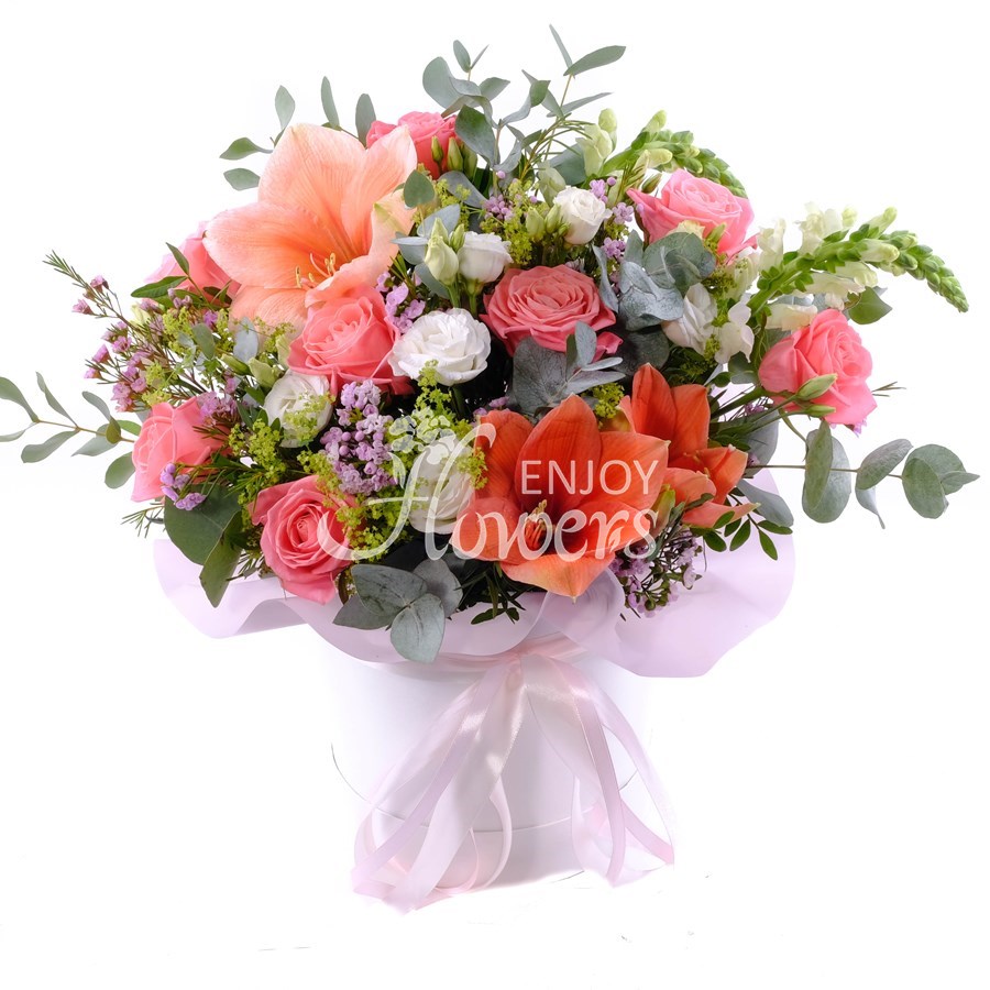 Композиция из роз и амариллисов в коробке "Выражение чувств"