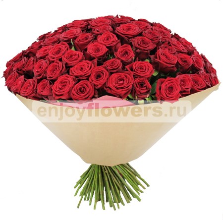 Букет из 101 розы "Красные розы в крафте"