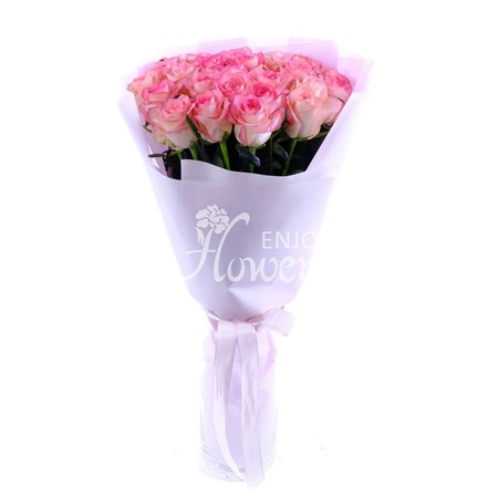 Букет из 25 нежно-розовых роз в пленке "Джумилия"
