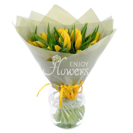 Букет из 25 тюльпанов "Желтые тюльпаны в упаковке"